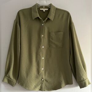Monteau Los Angeles Olive Green Textured Button Down Shirt M
